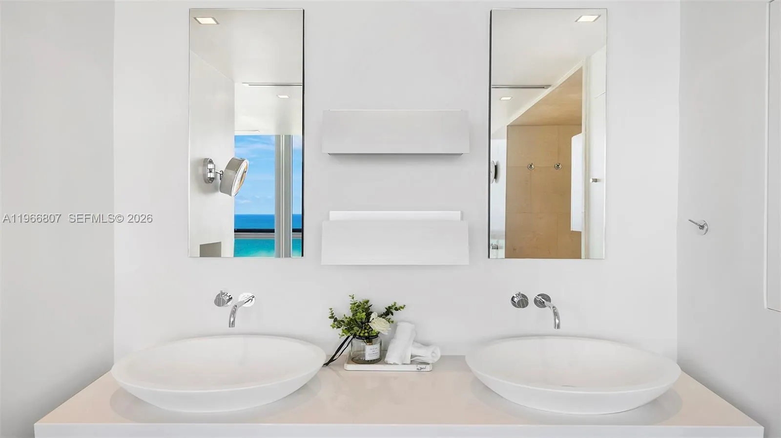 101 20th St Pha 3909, Miami Beach, Florida 33139, Miami Beach, Florida 33139, 3 Bedrooms Bedrooms, ,3 BathroomsBathrooms,Residential,For Sale,101 20th St Pha 3909, Miami Beach, Florida 33139,A11966807