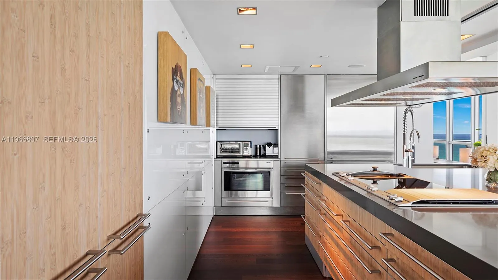 101 20th St Pha 3909, Miami Beach, Florida 33139, Miami Beach, Florida 33139, 3 Bedrooms Bedrooms, ,3 BathroomsBathrooms,Residential,For Sale,101 20th St Pha 3909, Miami Beach, Florida 33139,A11966807