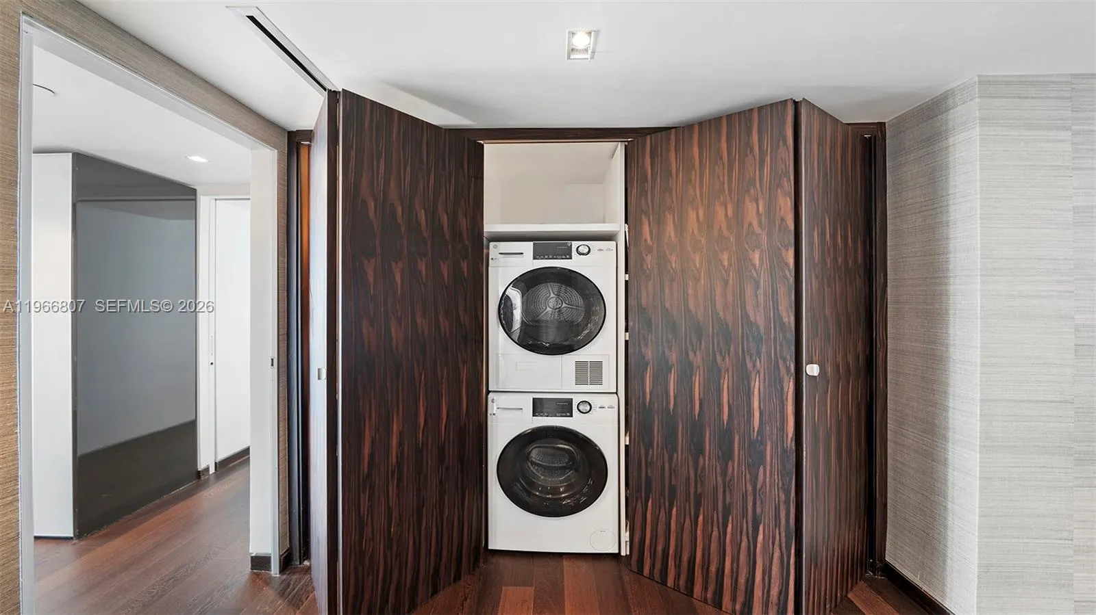 101 20th St Pha 3909, Miami Beach, Florida 33139, Miami Beach, Florida 33139, 3 Bedrooms Bedrooms, ,3 BathroomsBathrooms,Residential,For Sale,101 20th St Pha 3909, Miami Beach, Florida 33139,A11966807