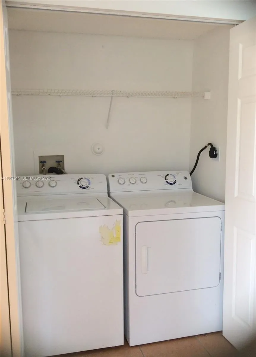 10225 Sw 20th St 1, Miramar, Florida 33025, Miramar, Florida 33025, 3 Bedrooms Bedrooms, ,2 BathroomsBathrooms,Residential Lease,For Rent,10225 Sw 20th St 1, Miramar, Florida 33025,A11967915