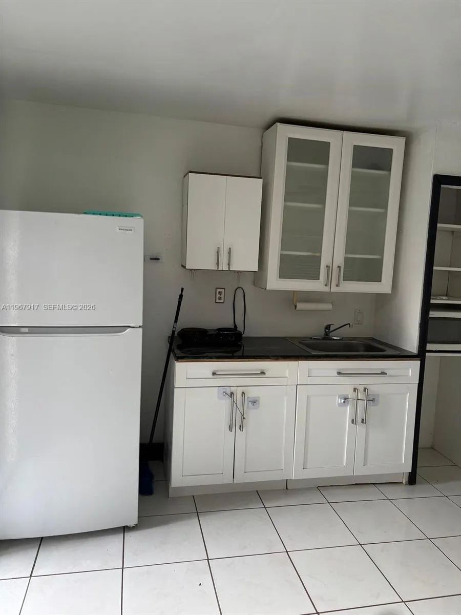 7730 Sw 127th Dr 1, Miami, Florida 33183, Miami, Florida 33183, 1 Bedroom Bedrooms, ,1 BathroomBathrooms,Residential Lease,For Rent,7730 Sw 127th Dr 1, Miami, Florida 33183,A11967917