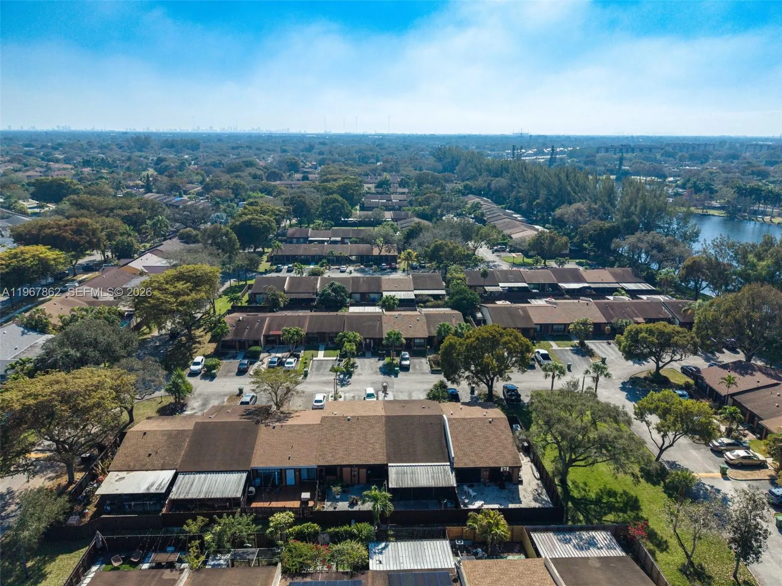 10341 Orange Ct, Pembroke Pines, Florida 33026, Pembroke Pines, Florida 33026, 2 Bedrooms Bedrooms, ,2 BathroomsBathrooms,Residential,For Sale,10341 Orange Ct, Pembroke Pines, Florida 33026,A11967862