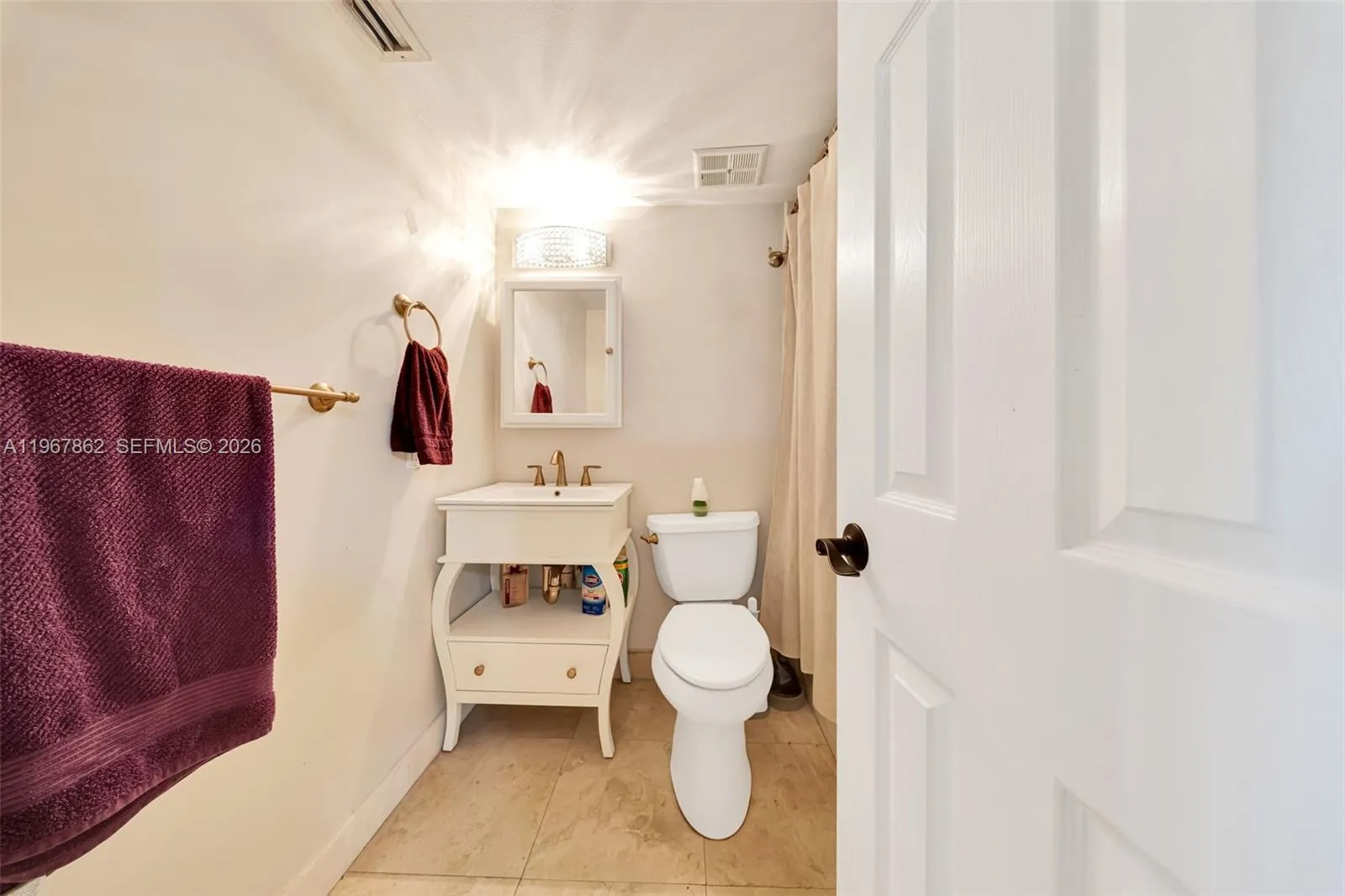 10341 Orange Ct, Pembroke Pines, Florida 33026, Pembroke Pines, Florida 33026, 2 Bedrooms Bedrooms, ,2 BathroomsBathrooms,Residential,For Sale,10341 Orange Ct, Pembroke Pines, Florida 33026,A11967862