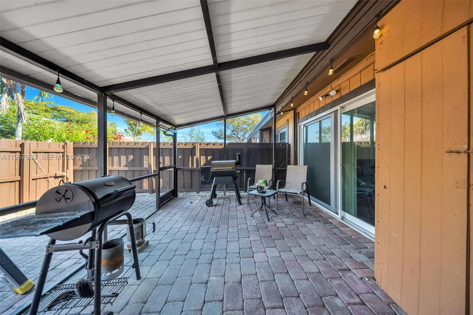 10341 Orange Ct, Pembroke Pines, Florida 33026, Pembroke Pines, Florida 33026, 2 Bedrooms Bedrooms, ,2 BathroomsBathrooms,Residential,For Sale,10341 Orange Ct, Pembroke Pines, Florida 33026,A11967862