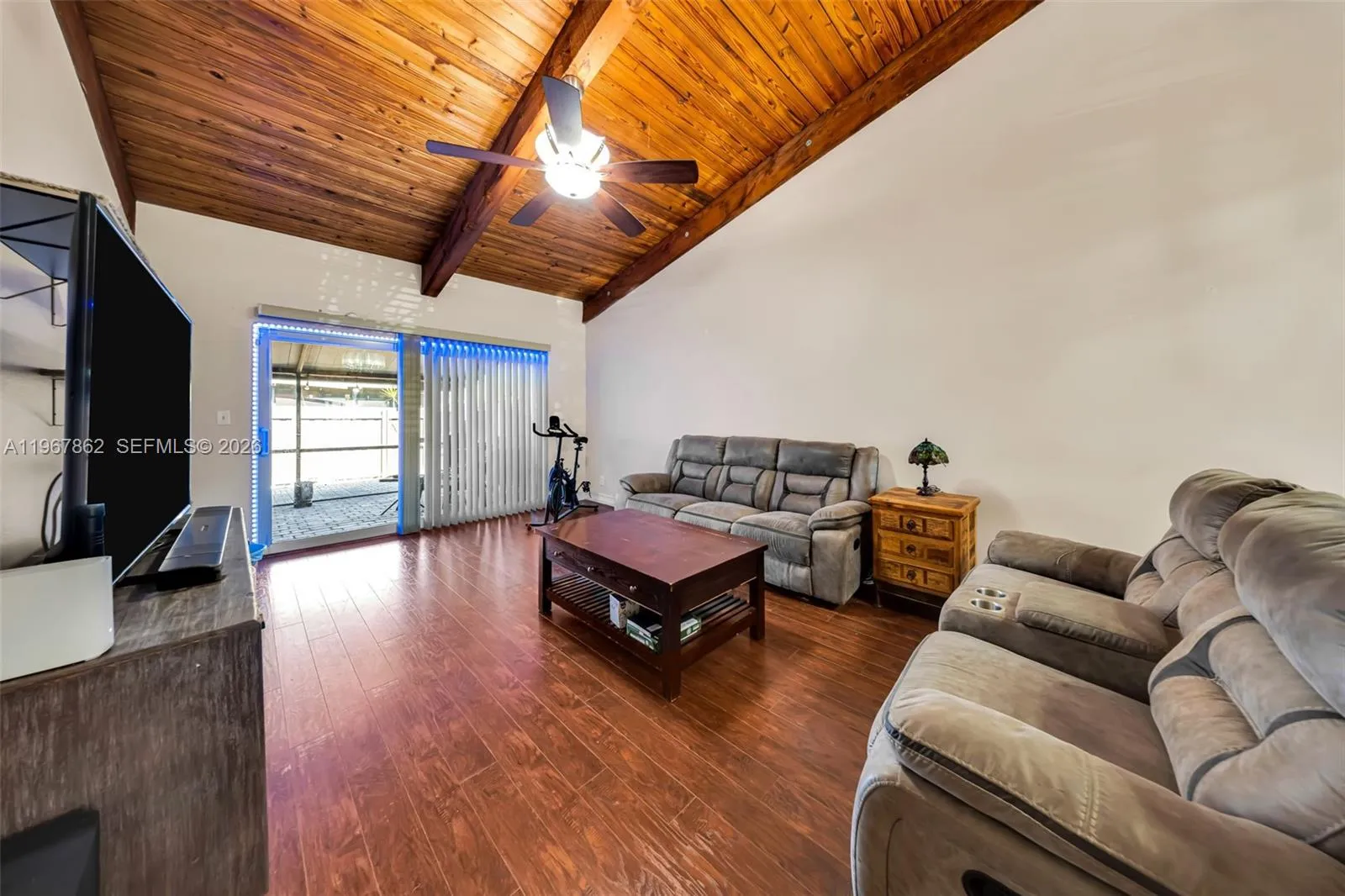 10341 Orange Ct, Pembroke Pines, Florida 33026, Pembroke Pines, Florida 33026, 2 Bedrooms Bedrooms, ,2 BathroomsBathrooms,Residential,For Sale,10341 Orange Ct, Pembroke Pines, Florida 33026,A11967862