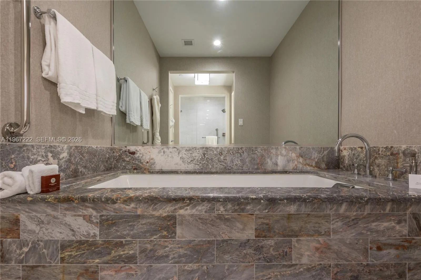 551 N Fort Lauderdale Beach Blvd H1715, Fort Laude, Fort Lauderdale, Florida 33304, ,1 BathroomBathrooms,Residential,For Sale,551 N Fort Lauderdale Beach Blvd H1715, Fort Laude,A11967222