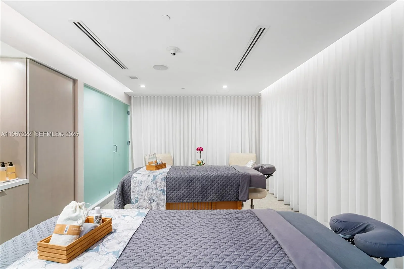 551 N Fort Lauderdale Beach Blvd H1715, Fort Laude, Fort Lauderdale, Florida 33304, ,1 BathroomBathrooms,Residential,For Sale,551 N Fort Lauderdale Beach Blvd H1715, Fort Laude,A11967222