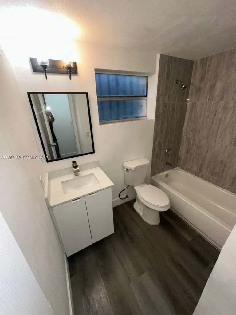 2617 Nw 23rd Ave 1, Miami, Florida 33142, Miami, Florida 33142, 2 Bedrooms Bedrooms, ,1 BathroomBathrooms,Residential Lease,For Rent,2617 Nw 23rd Ave 1, Miami, Florida 33142,A11967062