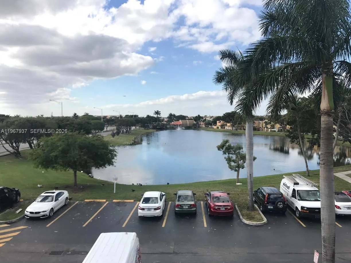 301 Nw 84th Ct 703, Miami, Florida 33126, Miami, Florida 33126, 1 Bedroom Bedrooms, ,1 BathroomBathrooms,Residential Lease,For Rent,301 Nw 84th Ct 703, Miami, Florida 33126,A11967937