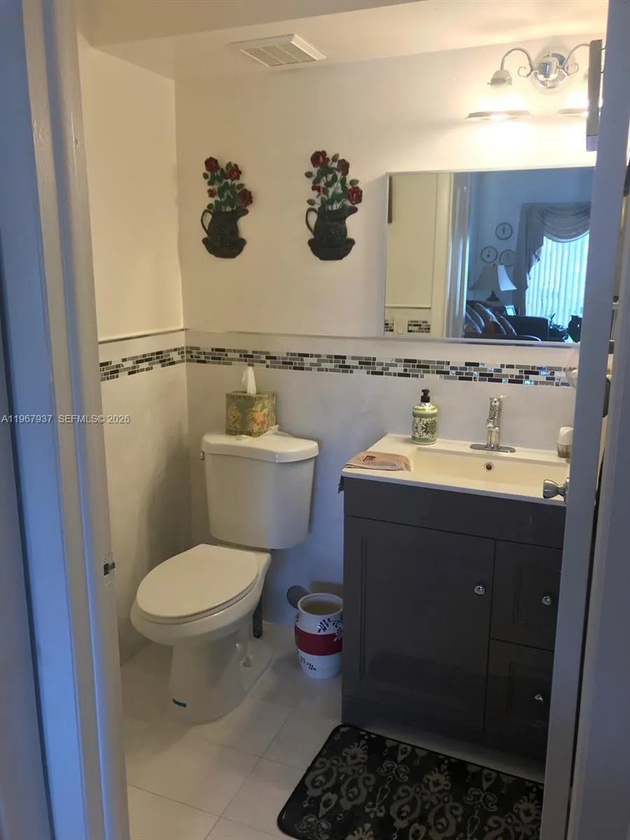 301 Nw 84th Ct 703, Miami, Florida 33126, Miami, Florida 33126, 1 Bedroom Bedrooms, ,1 BathroomBathrooms,Residential Lease,For Rent,301 Nw 84th Ct 703, Miami, Florida 33126,A11967937