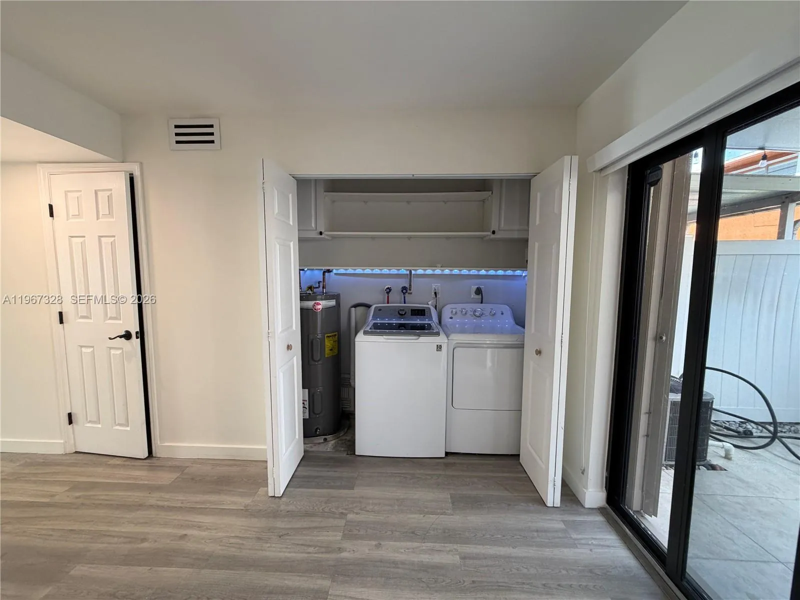 1711 W 58th St B-30, Hialeah, Florida 33012, Hialeah, Florida 33012, 2 Bedrooms Bedrooms, ,1 BathroomBathrooms,Residential Lease,For Rent,1711 W 58th St B-30, Hialeah, Florida 33012,A11967328