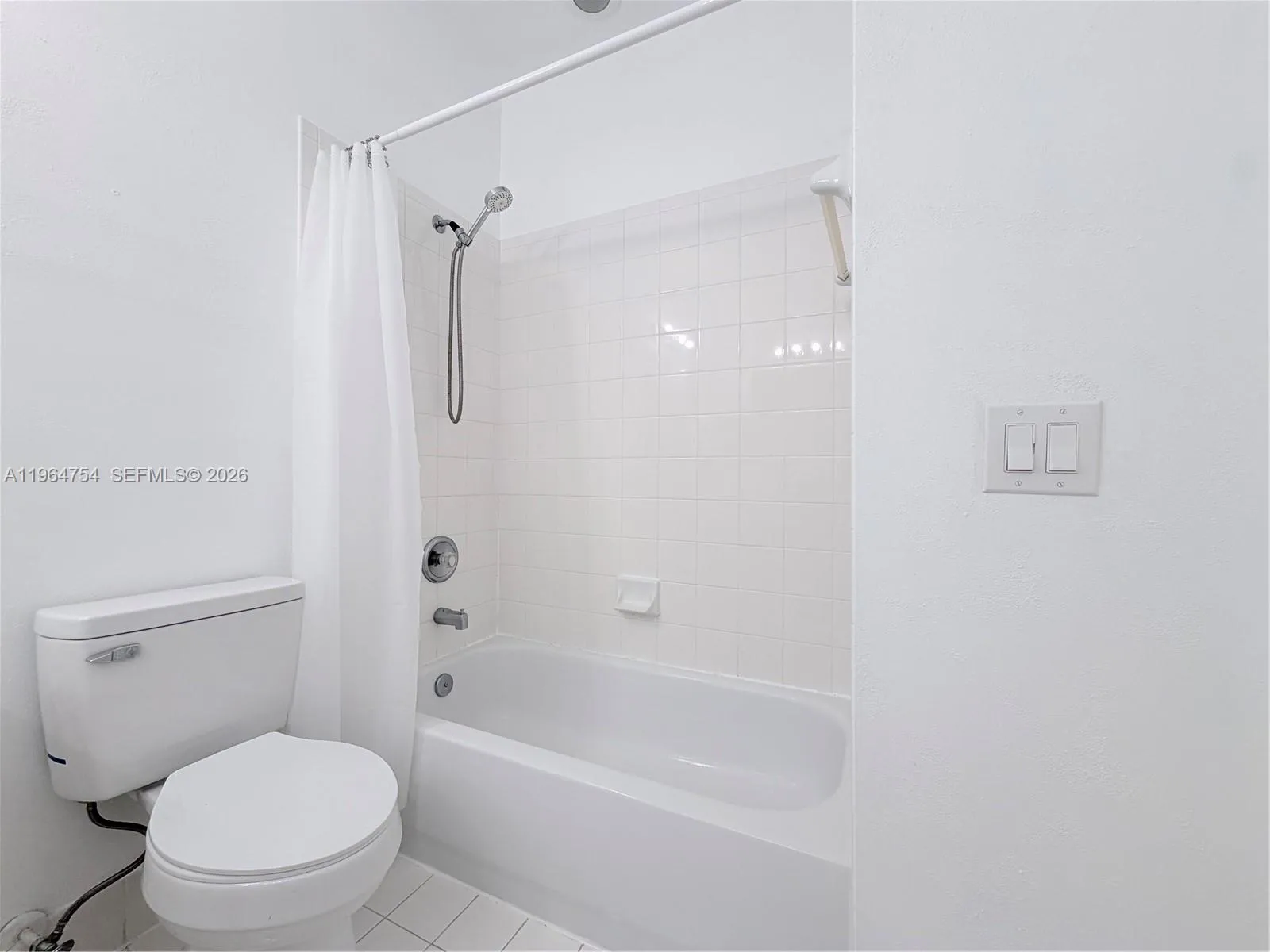792 Nw 170th Ter 792, Pembroke Pines, Florida 3302, Pembroke Pines, Florida 33028, 3 Bedrooms Bedrooms, ,2 BathroomsBathrooms,Residential Lease,For Rent,792 Nw 170th Ter 792, Pembroke Pines, Florida 3302,A11964754
