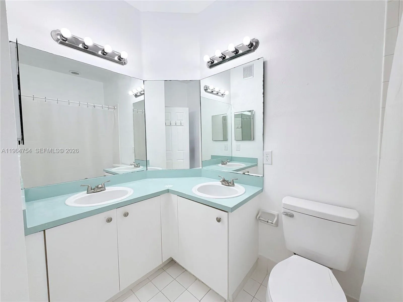 792 Nw 170th Ter 792, Pembroke Pines, Florida 3302, Pembroke Pines, Florida 33028, 3 Bedrooms Bedrooms, ,2 BathroomsBathrooms,Residential Lease,For Rent,792 Nw 170th Ter 792, Pembroke Pines, Florida 3302,A11964754