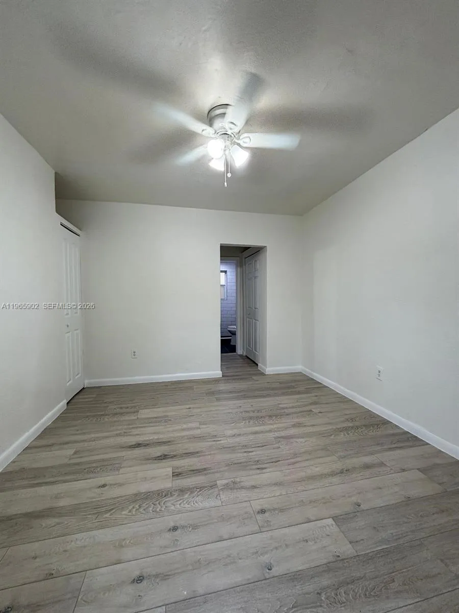 200 Nw 13th St 5, Miami, Florida 33136, Miami, Florida 33136, 1 Bedroom Bedrooms, ,1 BathroomBathrooms,Residential Lease,For Rent,200 Nw 13th St 5, Miami, Florida 33136,A11965902