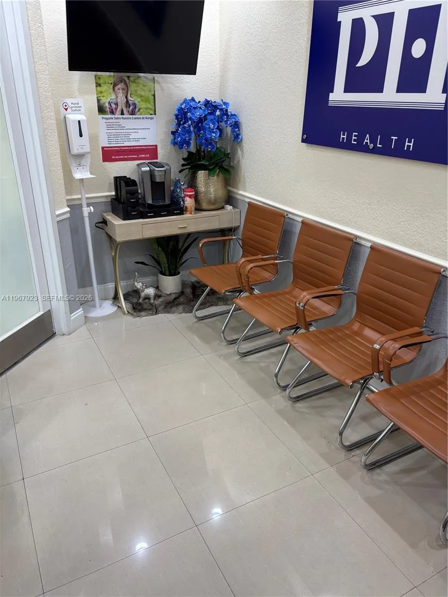 18300 Nw 62nd Ave 210, Hialeah, Florida 33015, Hialeah, Florida 33015, ,Commercial Lease,For Rent,18300 Nw 62nd Ave 210, Hialeah, Florida 33015,A11967923
