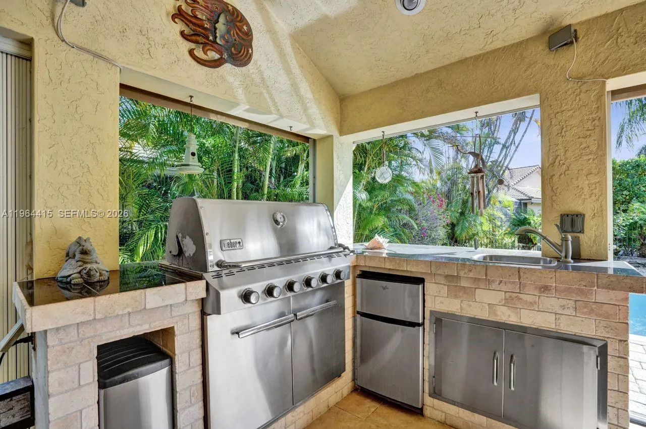 1614 Eastlake Way, Weston, Florida 33326, Weston, Florida 33326, 4 Bedrooms Bedrooms, ,2 BathroomsBathrooms,Residential,For Sale,1614 Eastlake Way, Weston, Florida 33326,A11964415
