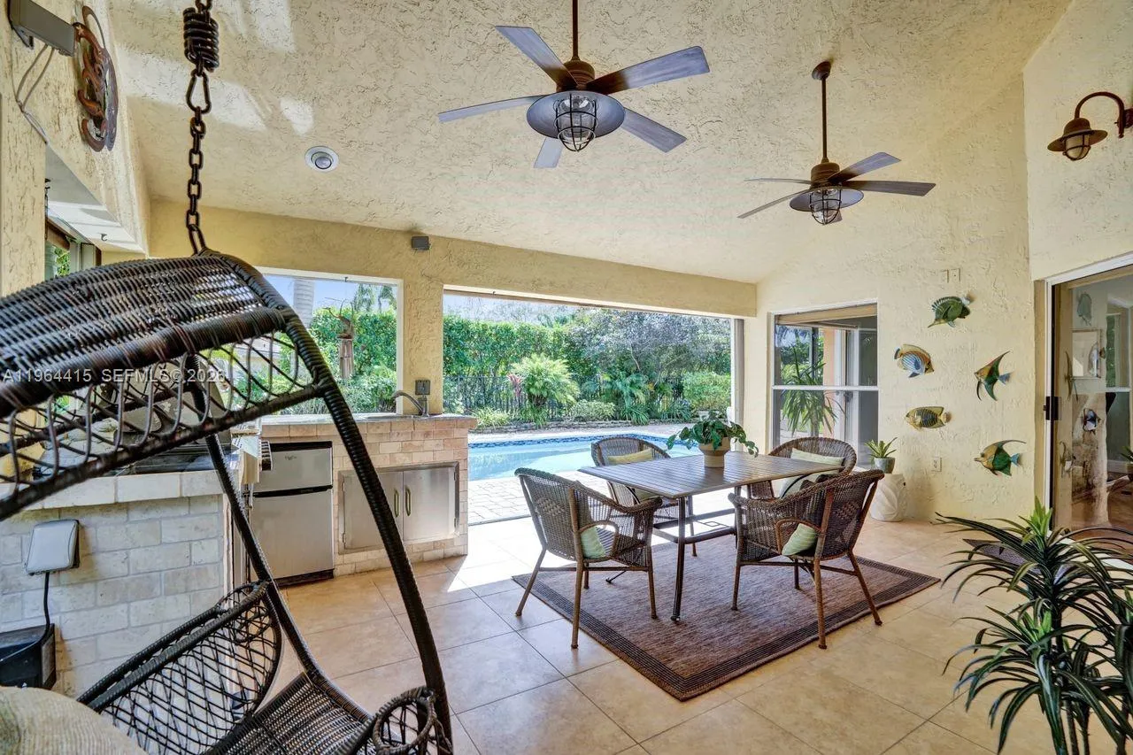 1614 Eastlake Way, Weston, Florida 33326, Weston, Florida 33326, 4 Bedrooms Bedrooms, ,2 BathroomsBathrooms,Residential,For Sale,1614 Eastlake Way, Weston, Florida 33326,A11964415