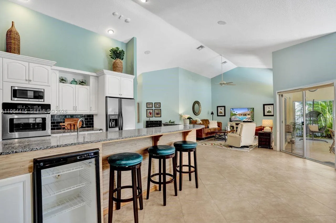 1614 Eastlake Way, Weston, Florida 33326, Weston, Florida 33326, 4 Bedrooms Bedrooms, ,2 BathroomsBathrooms,Residential,For Sale,1614 Eastlake Way, Weston, Florida 33326,A11964415