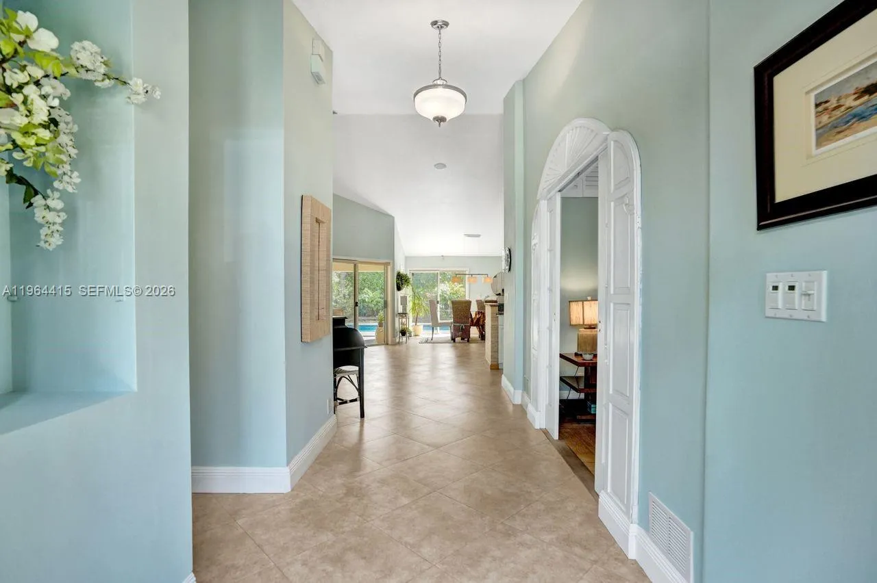 1614 Eastlake Way, Weston, Florida 33326, Weston, Florida 33326, 4 Bedrooms Bedrooms, ,2 BathroomsBathrooms,Residential,For Sale,1614 Eastlake Way, Weston, Florida 33326,A11964415