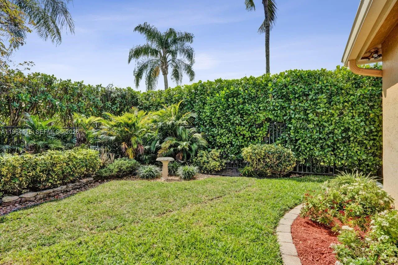1614 Eastlake Way, Weston, Florida 33326, Weston, Florida 33326, 4 Bedrooms Bedrooms, ,2 BathroomsBathrooms,Residential,For Sale,1614 Eastlake Way, Weston, Florida 33326,A11964415