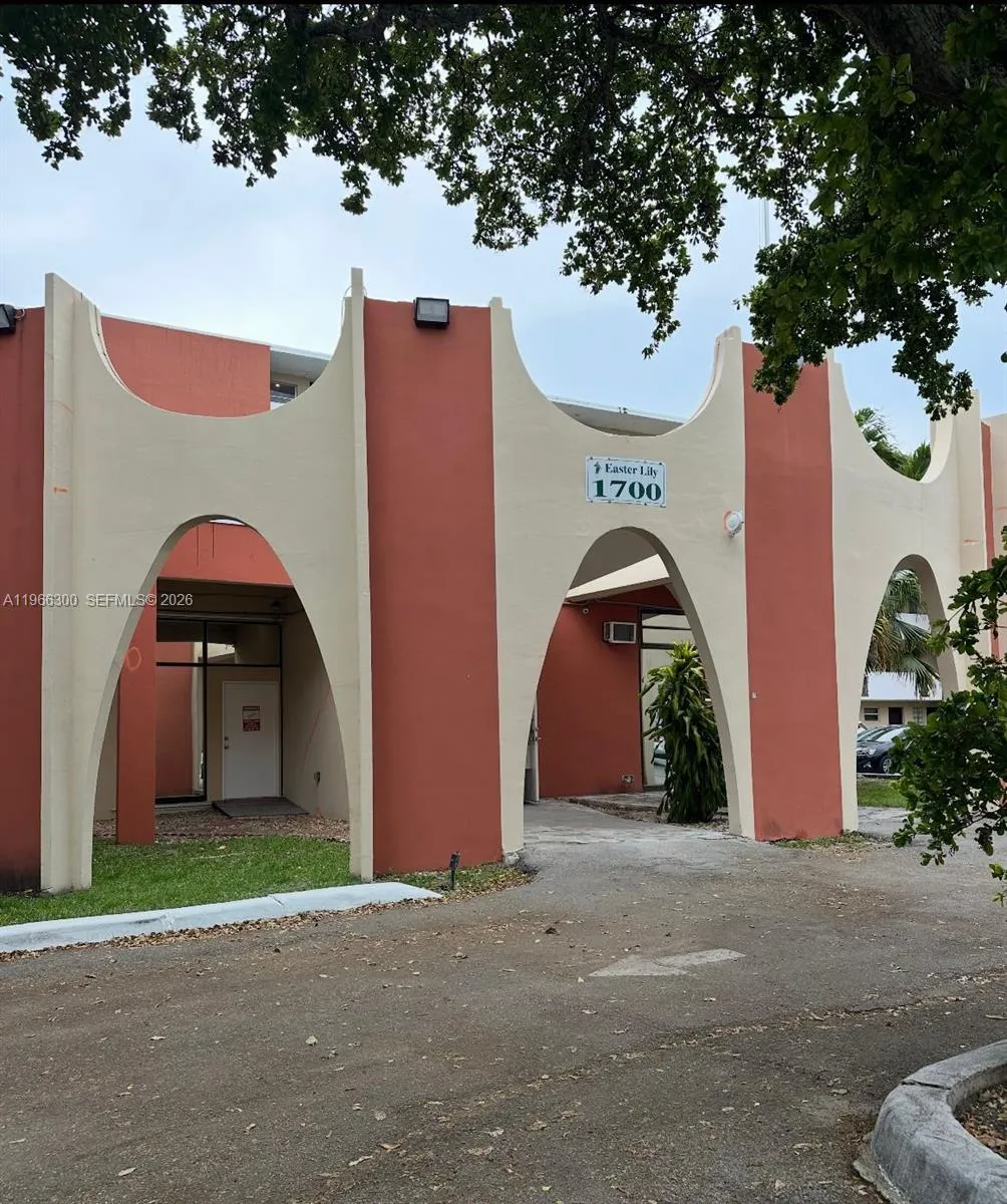 1700 Ne 191st St 105, Miami, Florida 33179, Miami, Florida 33179, 2 Bedrooms Bedrooms, ,1 BathroomBathrooms,Residential,For Sale,1700 Ne 191st St 105, Miami, Florida 33179,A11966300