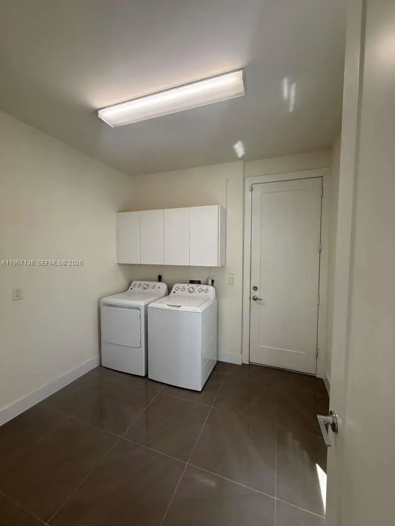6309 Nw 104 Th Path, Doral, Florida 33178, Doral, Florida 33178, 3 Bedrooms Bedrooms, ,3 BathroomsBathrooms,Residential,For Sale,6309 Nw 104 Th Path, Doral, Florida 33178,A11967136