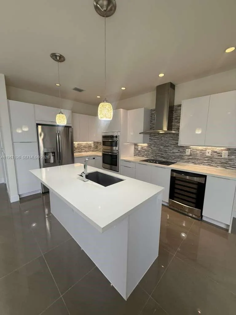 6309 Nw 104 Th Path, Doral, Florida 33178, Doral, Florida 33178, 3 Bedrooms Bedrooms, ,3 BathroomsBathrooms,Residential,For Sale,6309 Nw 104 Th Path, Doral, Florida 33178,A11967136