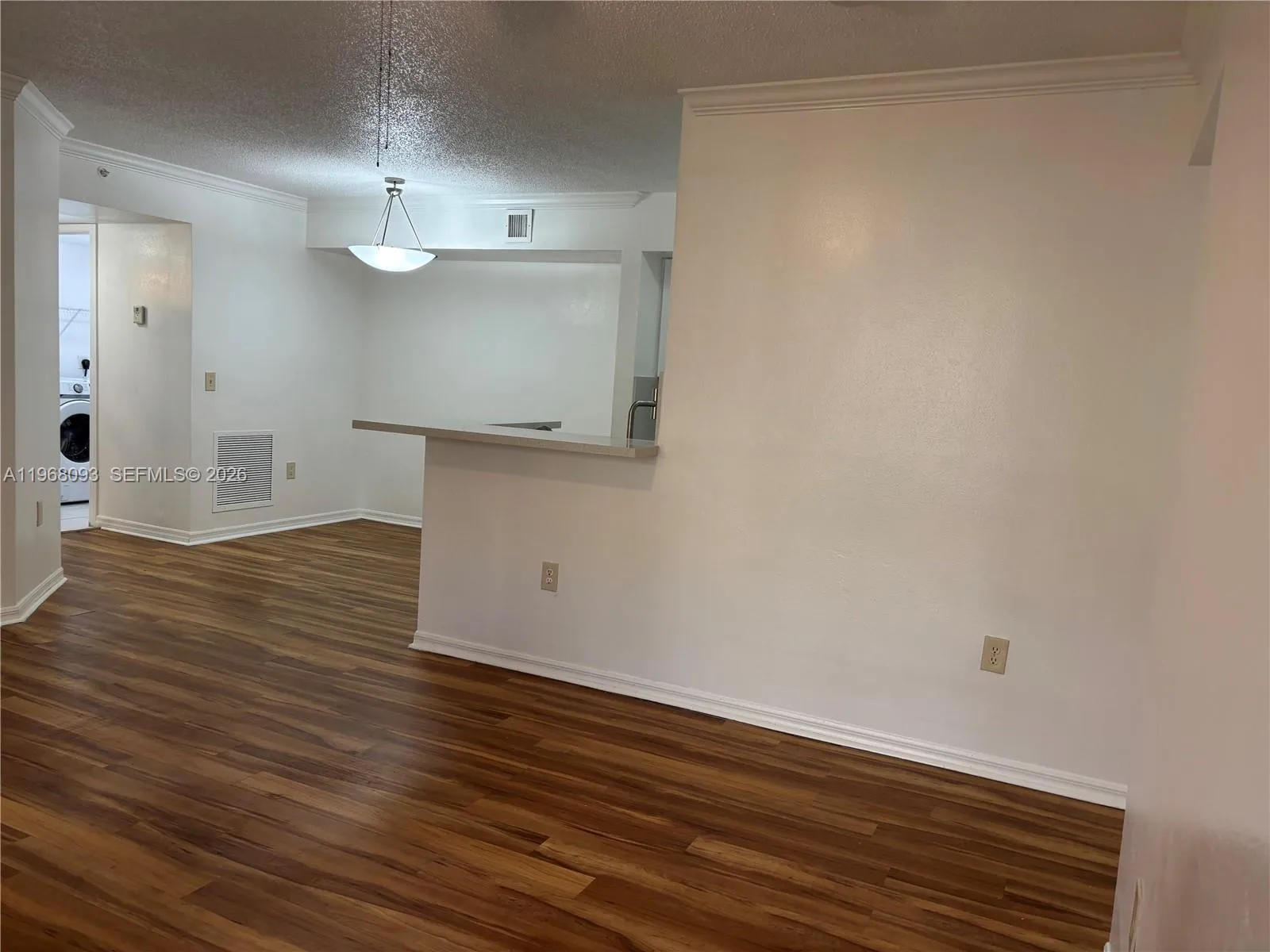 2433 Centergate Dr 202, Miramar, Florida 33025, Miramar, Florida 33025, 3 Bedrooms Bedrooms, ,2 BathroomsBathrooms,Residential Lease,For Rent,2433 Centergate Dr 202, Miramar, Florida 33025,A11968093