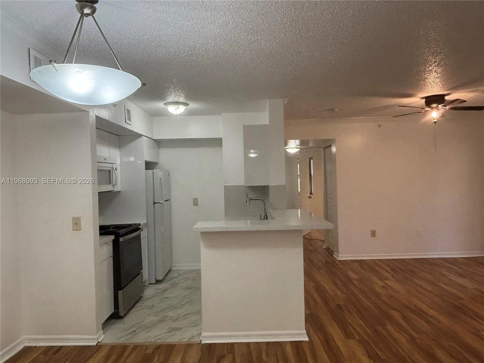 2433 Centergate Dr 202, Miramar, Florida 33025, Miramar, Florida 33025, 3 Bedrooms Bedrooms, ,2 BathroomsBathrooms,Residential Lease,For Rent,2433 Centergate Dr 202, Miramar, Florida 33025,A11968093