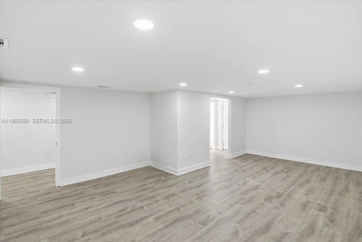 150 Nw 29th St 160, Miami, Florida 33127, Miami, Florida 33127, ,Commercial Lease,For Rent,150 Nw 29th St 160, Miami, Florida 33127,A11966596