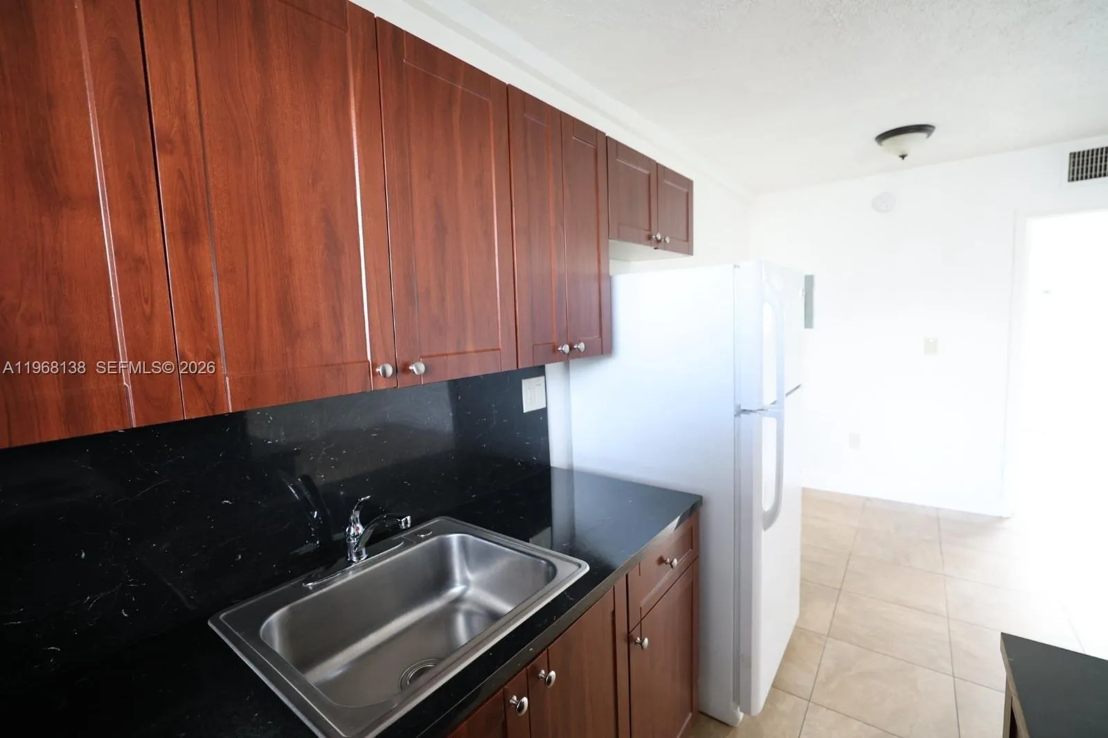 6270 W Flagler St C8, Miami, Florida 33144, Miami, Florida 33144, 1 Bedroom Bedrooms, ,1 BathroomBathrooms,Residential Lease,For Rent,6270 W Flagler St C8, Miami, Florida 33144,A11968138
