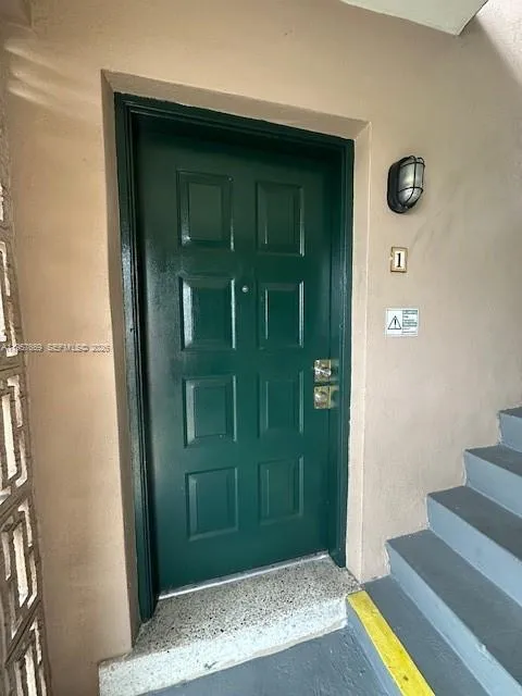 6430 W Flagler St 1, Miami, Florida 33144, Miami, Florida 33144, 1 Bedroom Bedrooms, ,1 BathroomBathrooms,Residential Lease,For Rent,6430 W Flagler St 1, Miami, Florida 33144,A11957669