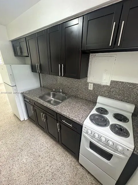 6430 W Flagler St 1, Miami, Florida 33144, Miami, Florida 33144, 1 Bedroom Bedrooms, ,1 BathroomBathrooms,Residential Lease,For Rent,6430 W Flagler St 1, Miami, Florida 33144,A11957669