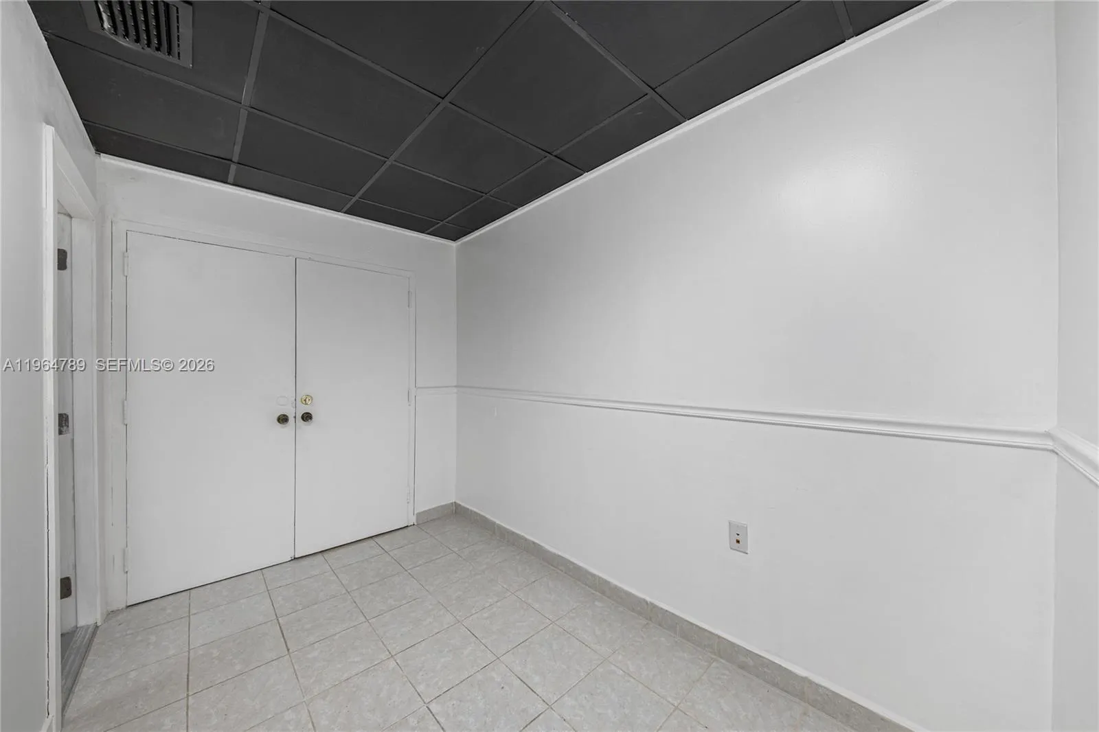 4445 W 16th Ave 600, Hialeah, Florida 33012, Hialeah, Florida 33012, ,Commercial Lease,For Rent,4445 W 16th Ave 600, Hialeah, Florida 33012,A11964789