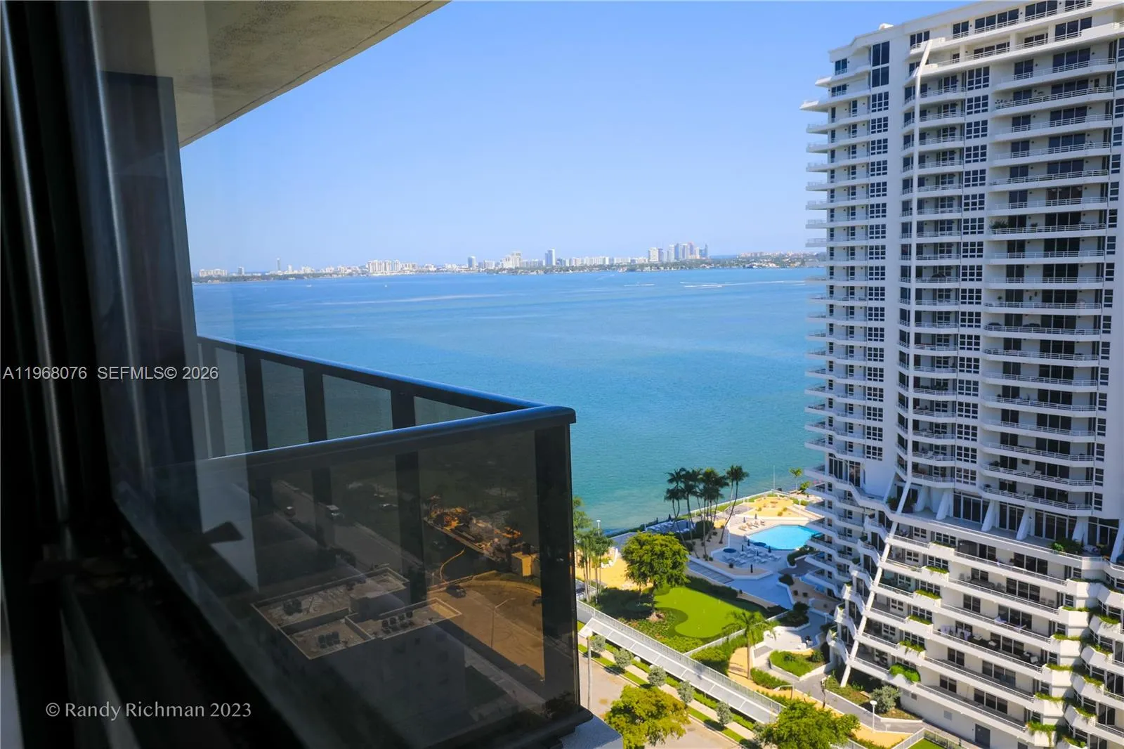 600 Ne 36th St T17, Miami, Florida 33137, Miami, Florida 33137, 2 Bedrooms Bedrooms, ,2 BathroomsBathrooms,Residential Lease,For Rent,600 Ne 36th St T17, Miami, Florida 33137,A11968076