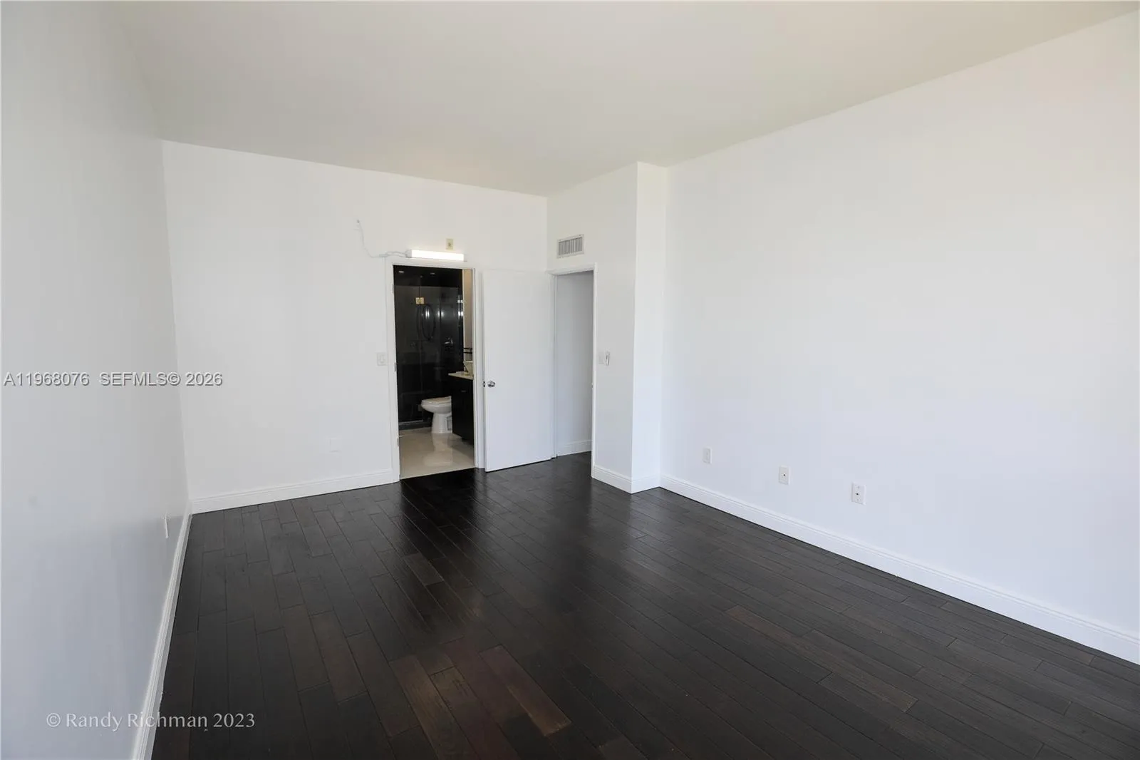 600 Ne 36th St T17, Miami, Florida 33137, Miami, Florida 33137, 2 Bedrooms Bedrooms, ,2 BathroomsBathrooms,Residential Lease,For Rent,600 Ne 36th St T17, Miami, Florida 33137,A11968076