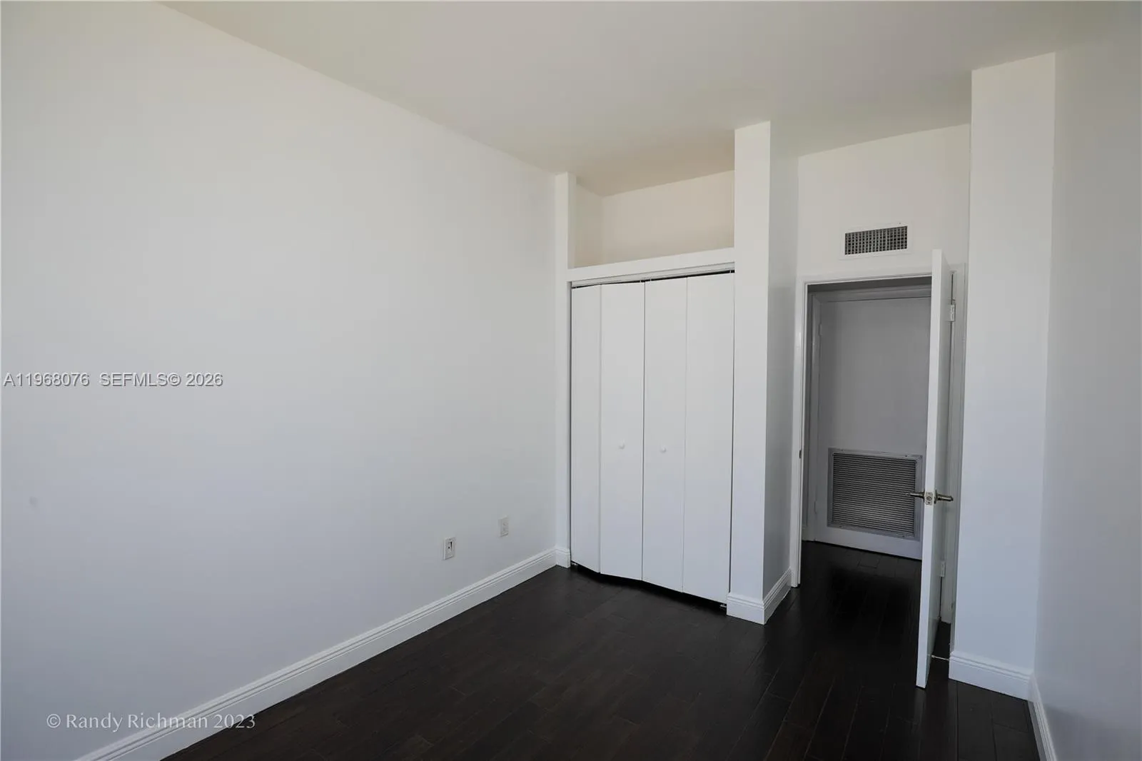 600 Ne 36th St T17, Miami, Florida 33137, Miami, Florida 33137, 2 Bedrooms Bedrooms, ,2 BathroomsBathrooms,Residential Lease,For Rent,600 Ne 36th St T17, Miami, Florida 33137,A11968076