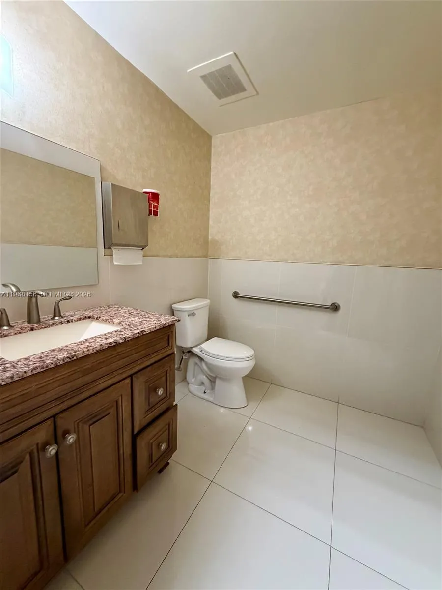 18355 Nw 57th Ave, Miami Gardens, Florida 33055, Miami Gardens, Florida 33055, ,Commercial Lease,For Rent,18355 Nw 57th Ave, Miami Gardens, Florida 33055,A11968156