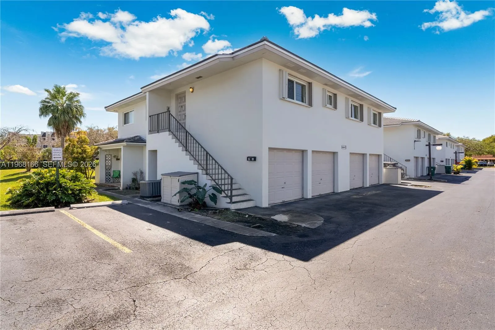 8048 Sw 80 Av D4, Miami, Florida 33143, Miami, Florida 33143, 2 Bedrooms Bedrooms, ,1 BathroomBathrooms,Residential,For Sale,8048 Sw 80 Av D4, Miami, Florida 33143,A11968166