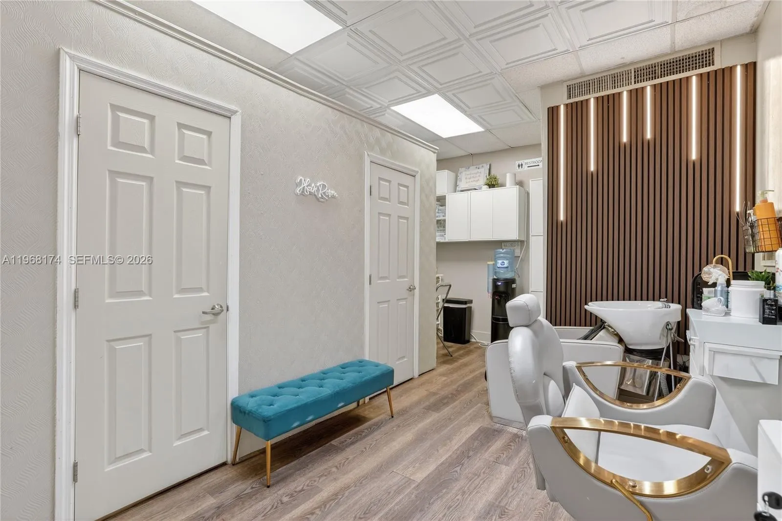 Full Services Beauty For Sale In Little Havana, Mi, Miami, Florida 33135, ,Business Opportunity,For Sale,Full Services Beauty For Sale In Little Havana, Mi,A11968174