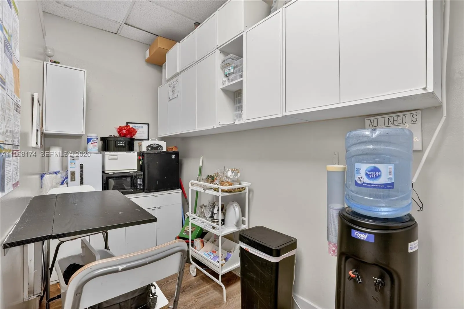 Full Services Beauty For Sale In Little Havana, Mi, Miami, Florida 33135, ,Business Opportunity,For Sale,Full Services Beauty For Sale In Little Havana, Mi,A11968174