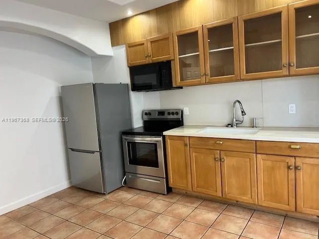 12960 Nw 9 Ln West, Miami, Florida 33182, Miami, Florida 33182, 2 Bedrooms Bedrooms, ,1 BathroomBathrooms,Residential Lease,For Rent,12960 Nw 9 Ln West, Miami, Florida 33182,A11967368