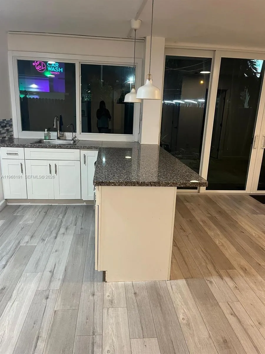 7133 Sw 109th Ct, Miami, Florida 33173, Miami, Florida 33173, 3 Bedrooms Bedrooms, ,3 BathroomsBathrooms,Residential,For Sale,7133 Sw 109th Ct, Miami, Florida 33173,A11968191