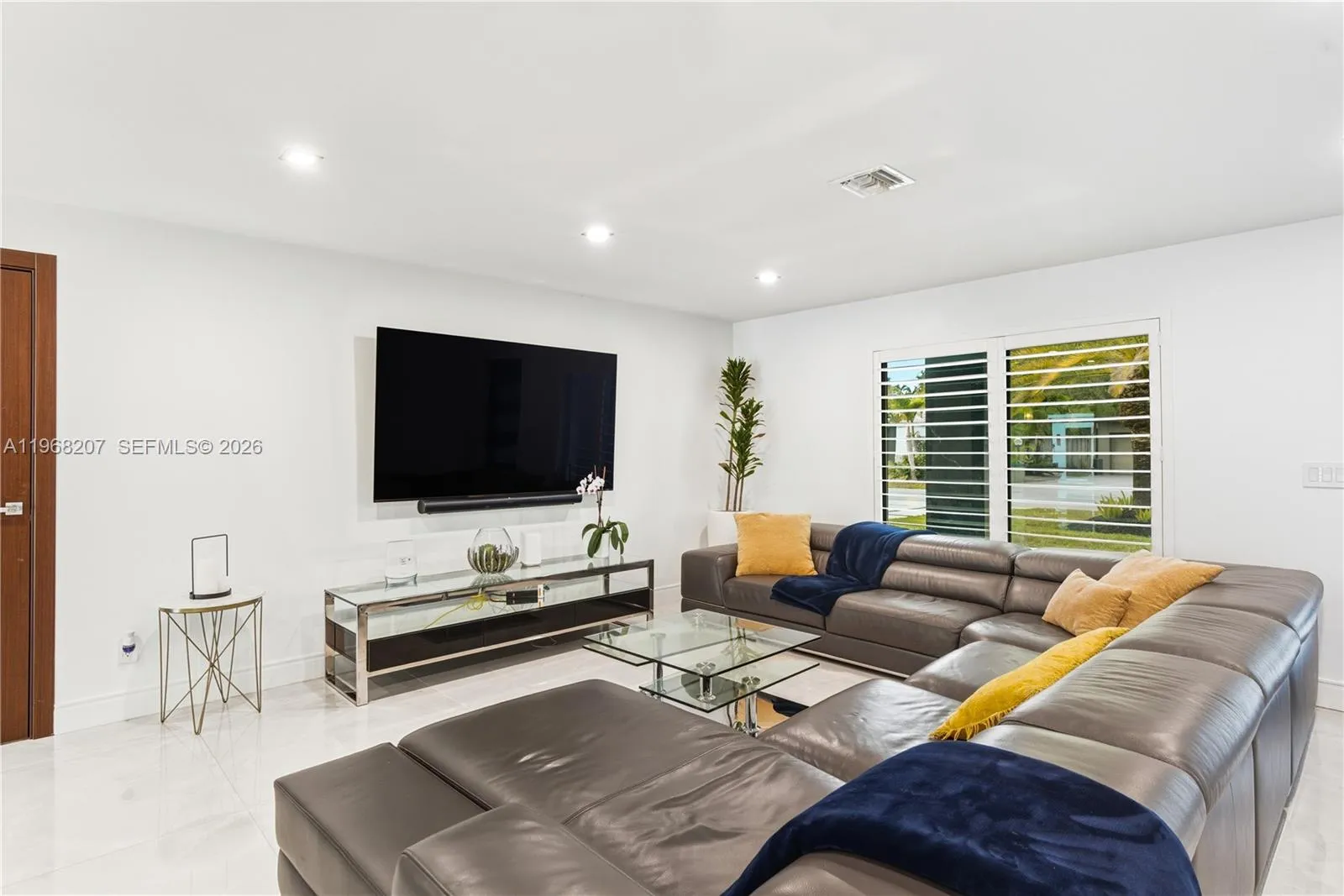 400 Nw 24th St, Wilton Manors, Florida 33311, Wilton Manors, Florida 33311, 5 Bedrooms Bedrooms, ,5 BathroomsBathrooms,Residential,For Sale,400 Nw 24th St, Wilton Manors, Florida 33311,A11968207