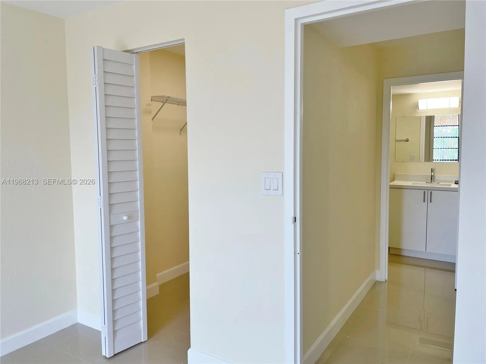 16950 W Dixie Hwy A322, North Miami Beach, Florida, North Miami Beach, Florida 33160, 1 Bedroom Bedrooms, ,1 BathroomBathrooms,Residential Lease,For Rent,16950 W Dixie Hwy A322, North Miami Beach, Florida,A11968213