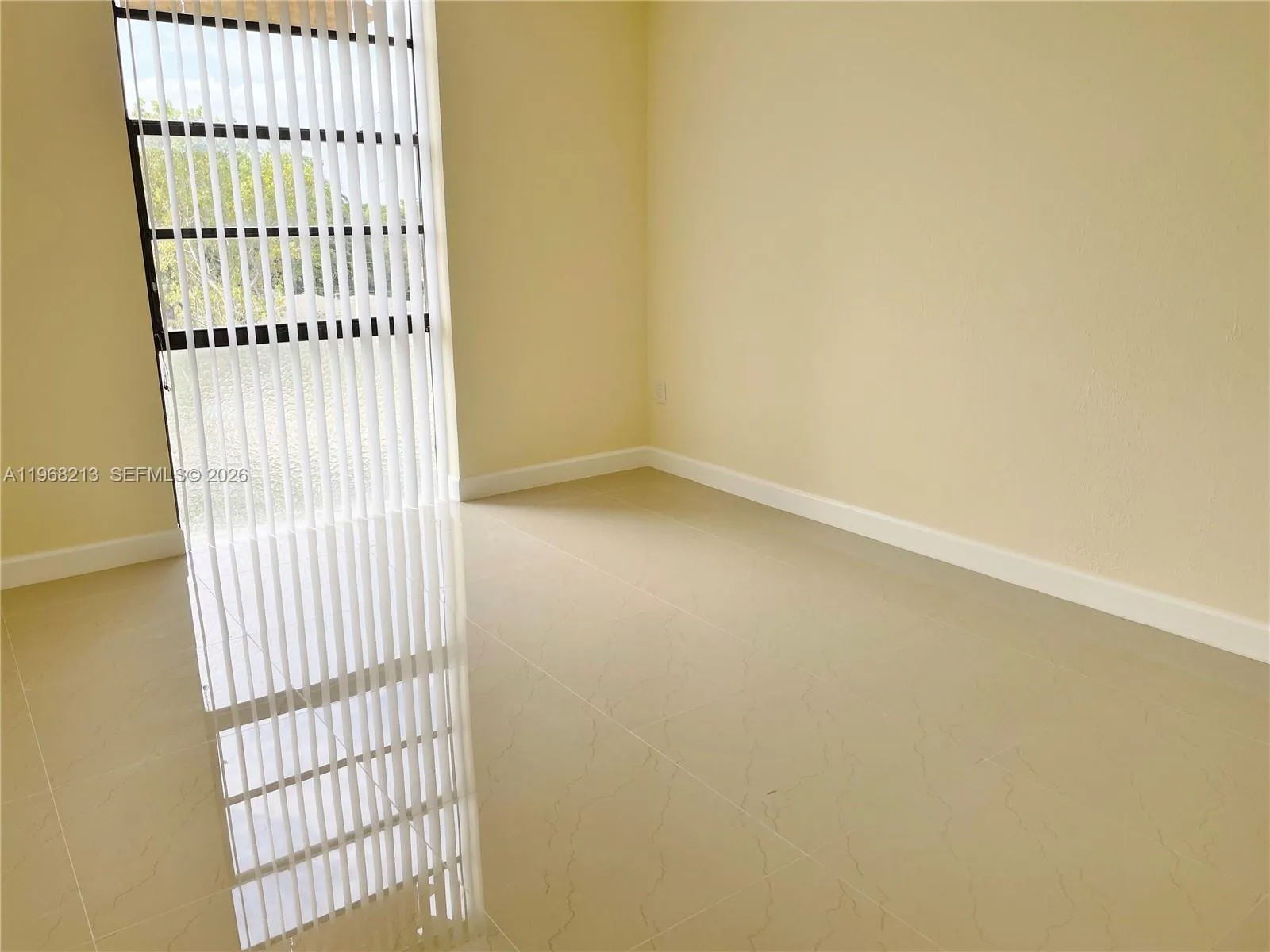 16950 W Dixie Hwy A322, North Miami Beach, Florida, North Miami Beach, Florida 33160, 1 Bedroom Bedrooms, ,1 BathroomBathrooms,Residential Lease,For Rent,16950 W Dixie Hwy A322, North Miami Beach, Florida,A11968213