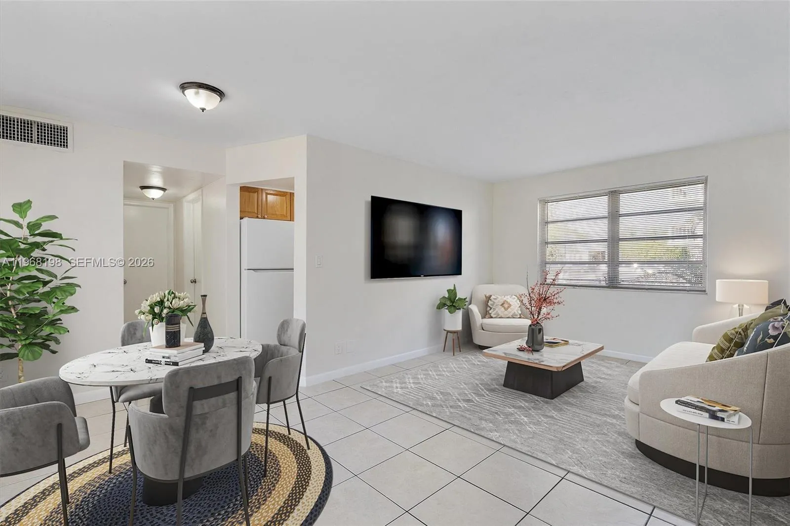 1715 N 16th Ave 101, Hollywood, Florida 33020, Hollywood, Florida 33020, 1 Bedroom Bedrooms, ,1 BathroomBathrooms,Residential Lease,For Rent,1715 N 16th Ave 101, Hollywood, Florida 33020,A11968198