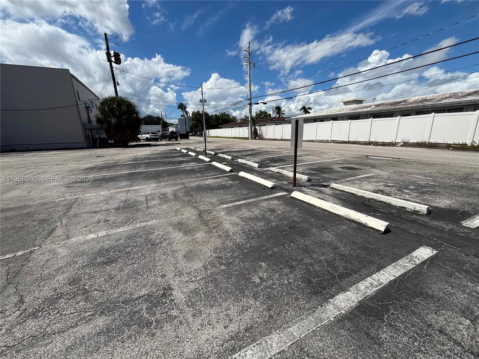 2727 E Oakland Park Blvd 103, Fort Lauderdale, Flo, Fort Lauderdale, Florida 33306, ,Commercial Lease,For Rent,2727 E Oakland Park Blvd 103, Fort Lauderdale, Flo,A11968260