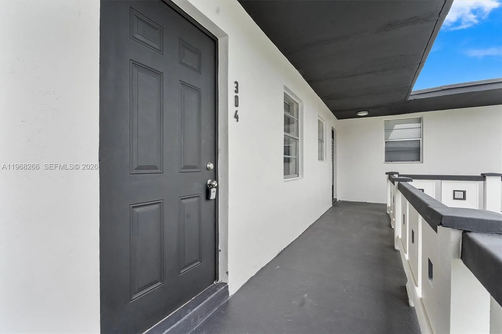 1715 N 16th Ave 304, Hollywood, Florida 33020, Hollywood, Florida 33020, 1 Bedroom Bedrooms, ,1 BathroomBathrooms,Residential Lease,For Rent,1715 N 16th Ave 304, Hollywood, Florida 33020,A11968266