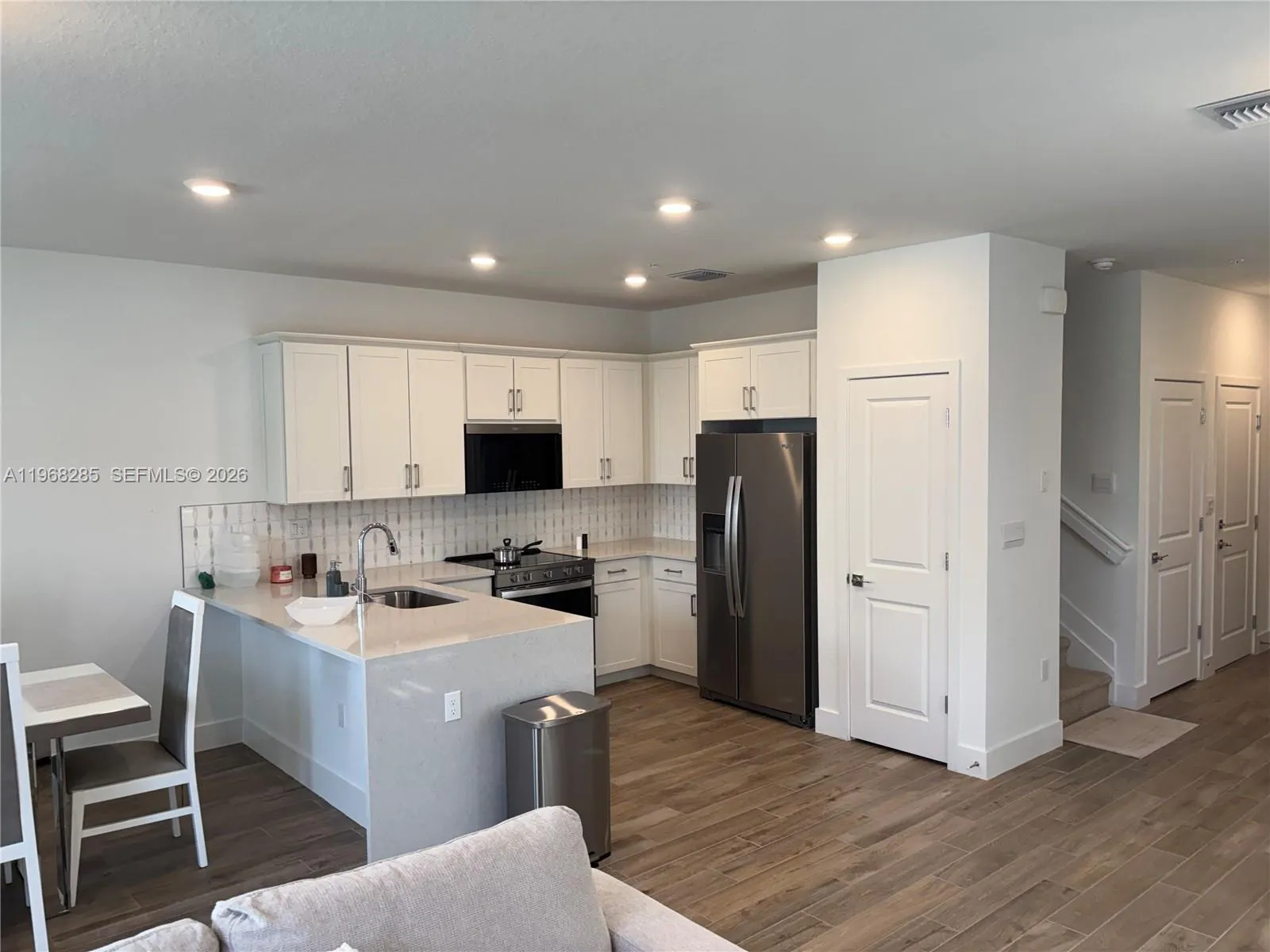 146 Sw 170th Ave 146, Pembroke Pines, Florida 3302, Pembroke Pines, Florida 33027, 4 Bedrooms Bedrooms, ,3 BathroomsBathrooms,Residential Lease,For Rent,146 Sw 170th Ave 146, Pembroke Pines, Florida 3302,A11968285